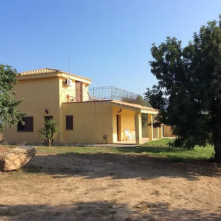Santa Suia Bed and Breakfast San Priamo