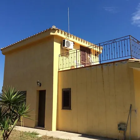 Santa Suia Bed and Breakfast San Priamo